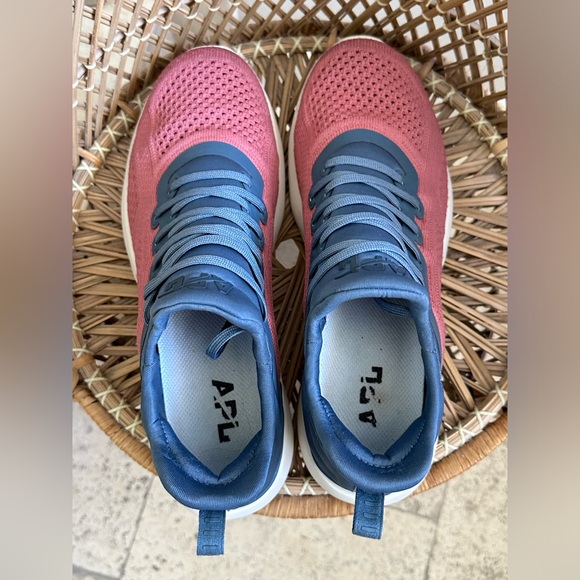 APL Techloom Tracer W Sneakers In Moonstone / Cedar size 9 - Picture 5 of 8